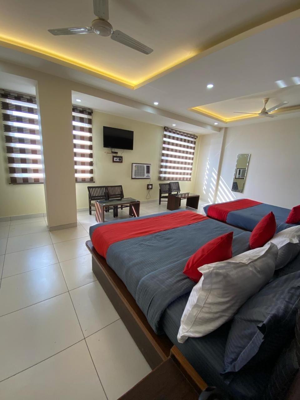 Hotel Katra Royal Stay 外观 照片